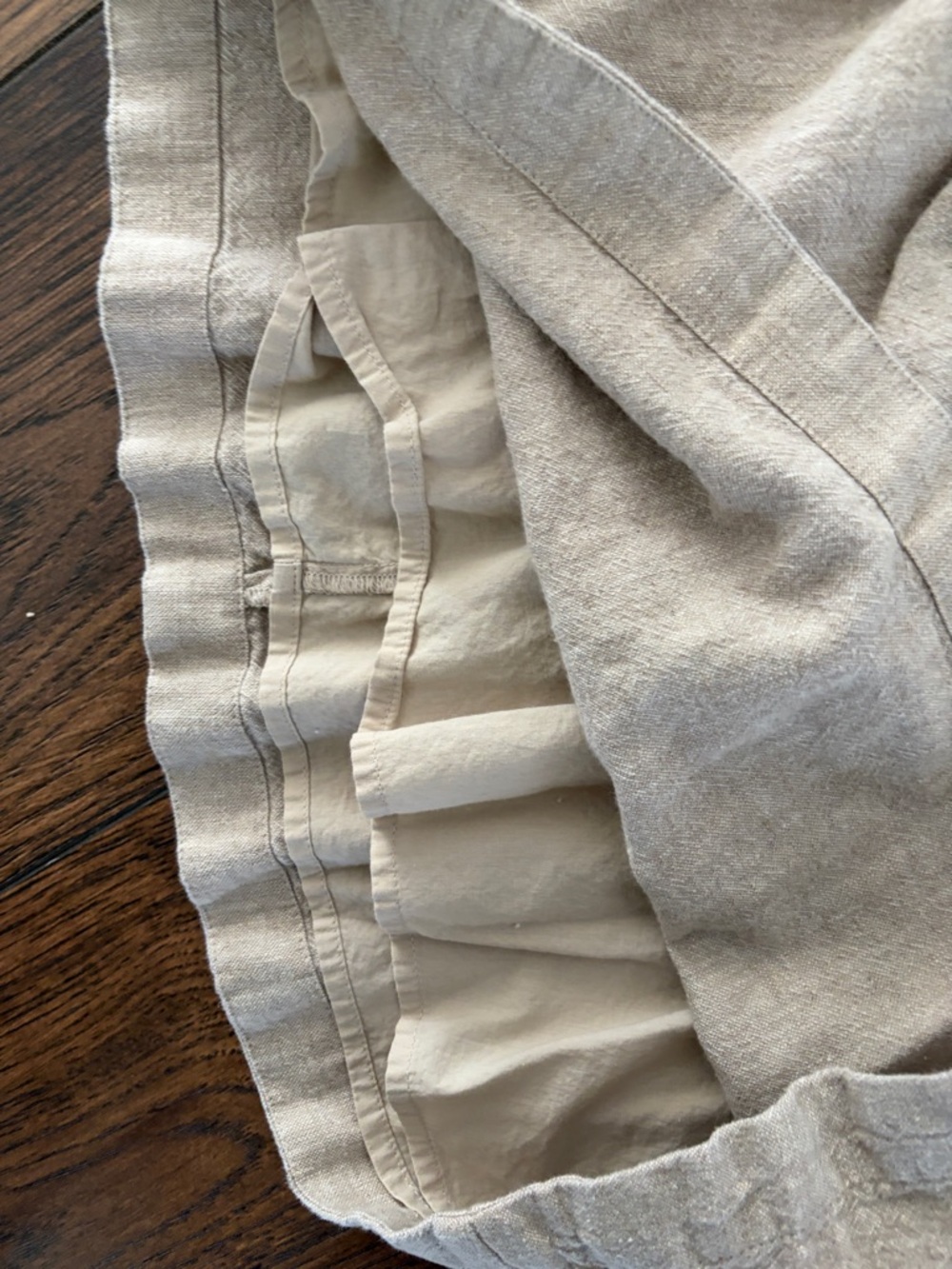 Abercrombie and Fitch Linen-Blend Ruched Squareneck Mini Dress in Beige - Picture 4 of 7